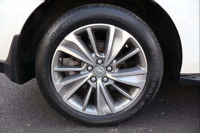 Photo of 2017 White Diamond Pearl Acura MDX