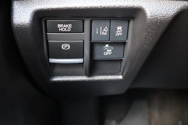 Photo of 2017 White Diamond Pearl Acura MDX