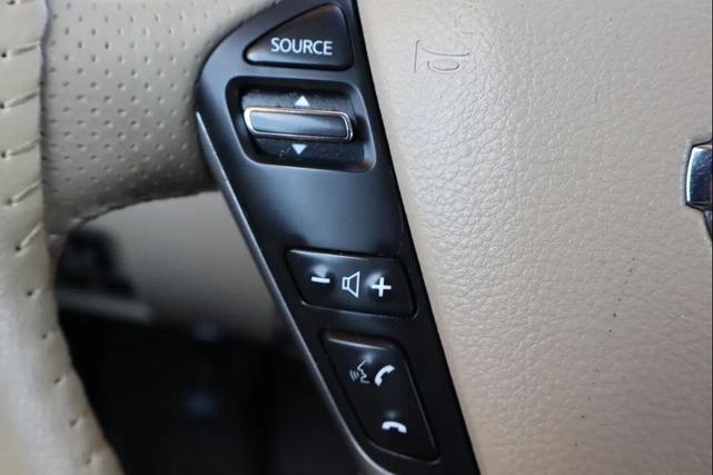 Photo of 2013 Midnight Garnet Nissan Murano