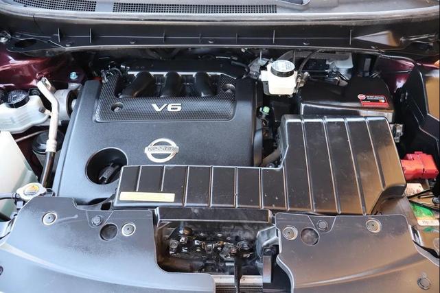 Photo of 2013 Midnight Garnet Nissan Murano