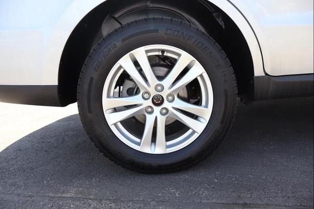 Photo of 2011 Moonstone Silver Hyundai SANTA FE