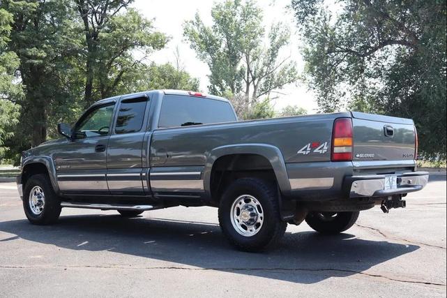 Photo of 2001 Gray Chevrolet Silverado 2500