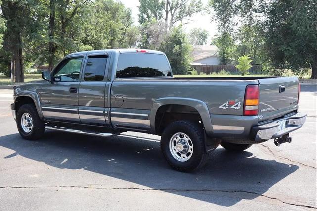 Photo of 2001 Gray Chevrolet Silverado 2500