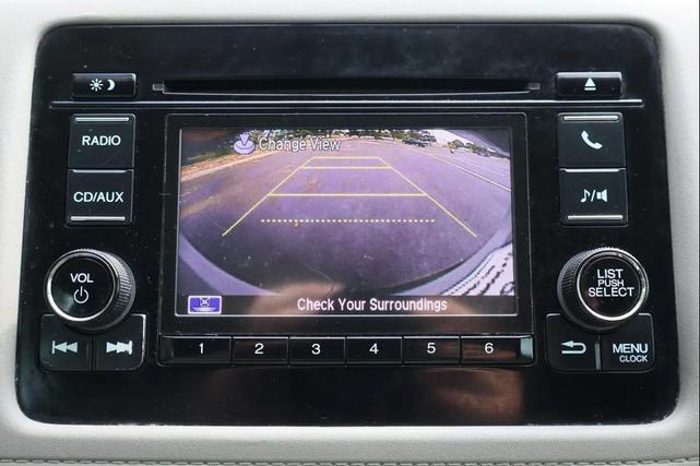 Photo of 2017 Lunar Silver Metallic Honda HR-V