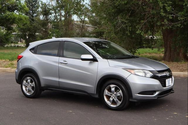 Photo of 2017 Lunar Silver Metallic Honda HR-V