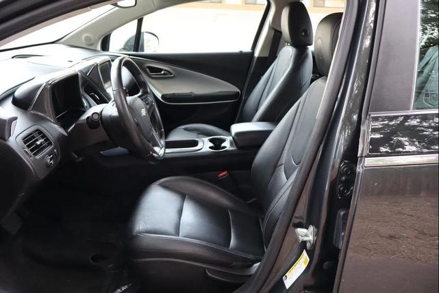 Photo of 2014 Black Chevrolet Volt