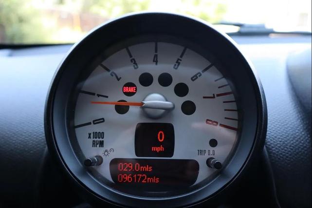 Photo of 2012 Off white MINI Cooper S Countryman