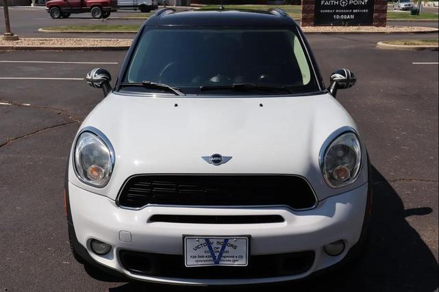 Photo of 2012 Off white MINI Cooper S Countryman