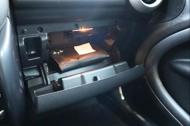 Photo of 2012 Off white MINI Cooper S Countryman