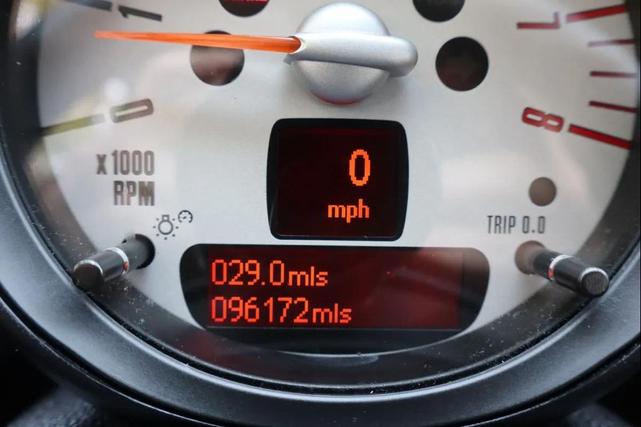 Photo of 2012 Off white MINI Cooper S Countryman