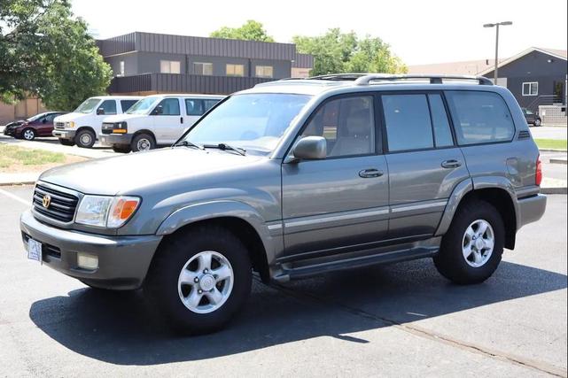 Photo of 2000 Green Toyota Land Cruiser