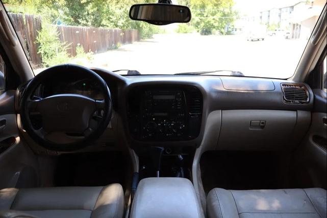 Photo of 2000 Green Toyota Land Cruiser