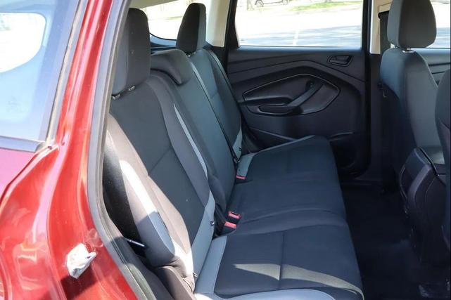 Photo of 2014 Burgundy Ford Escape