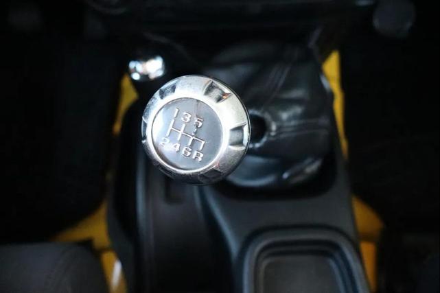 Photo of 2011 Yellow Jeep Wrangler Unlimited