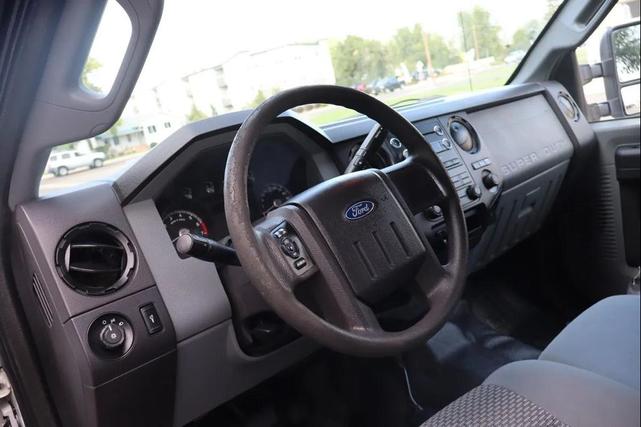 Photo of 2011 Oxford White Ford F-250