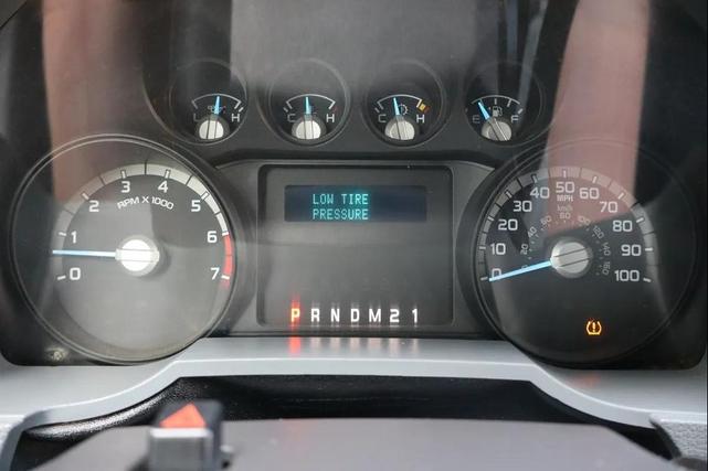 Photo of 2011 Oxford White Ford F-250