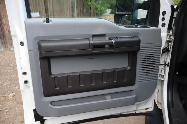 Photo of 2011 Oxford White Ford F-250