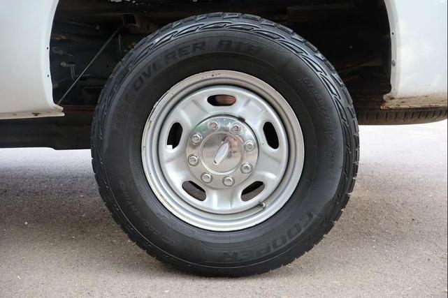 Photo of 2011 Oxford White Ford F-250