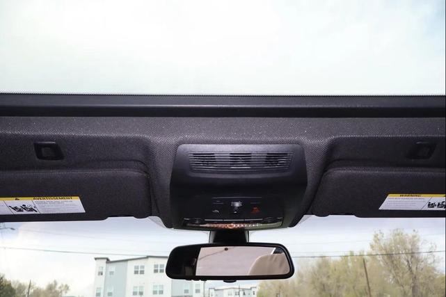 Photo of 2012 Silver BMW 535