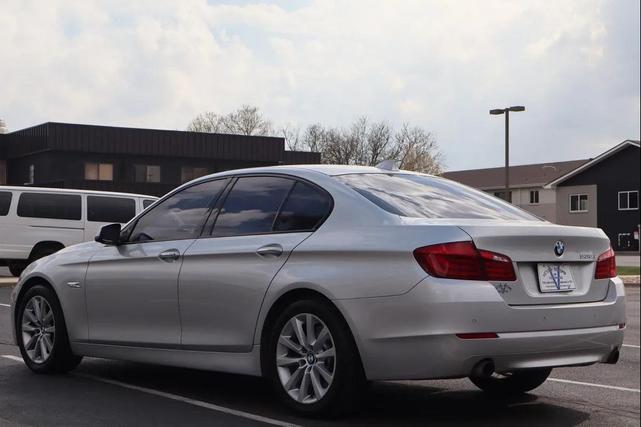 Photo of 2012 Silver BMW 535