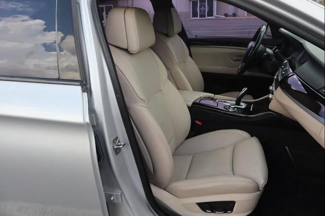 Photo of 2012 Silver BMW 535