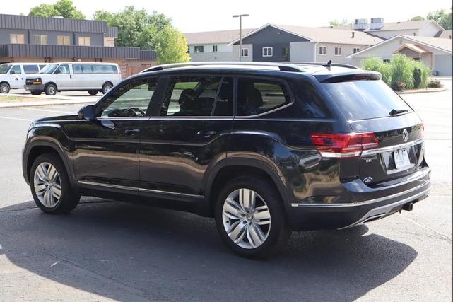 Photo of 2019 Deep Black Pearl Volkswagen Atlas