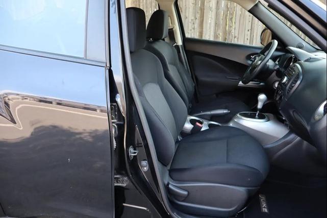 Photo of 2013 Sapphire Black Nissan Juke