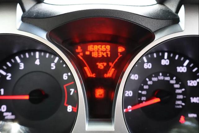 Photo of 2013 Sapphire Black Nissan Juke
