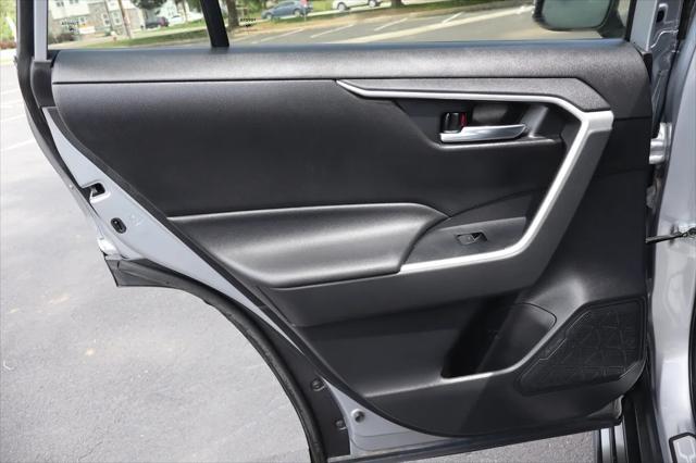 Photo of 2022 Silver Sky Metallic Toyota RAV4