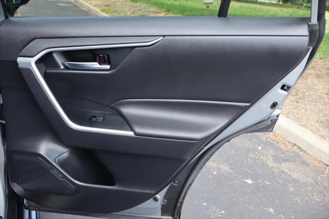 Photo of 2022 Silver Sky Metallic Toyota RAV4