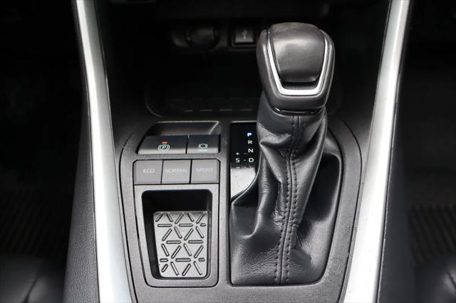 Photo of 2022 Silver Sky Metallic Toyota RAV4