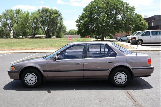 Photo of 1992 Burgundy Honda Accord
