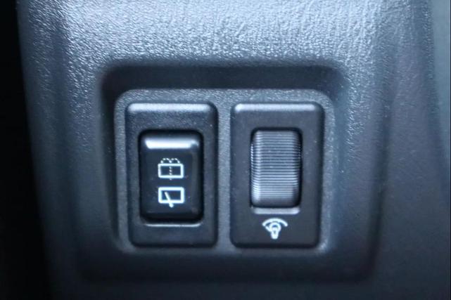 Photo of 2002 Solar Yellow Clearcoat Nissan Xterra