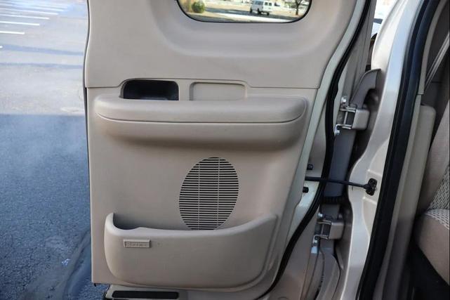 Photo of 1998 Gold Ford F-150