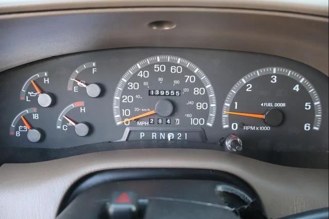 Photo of 1998 Gold Ford F-150