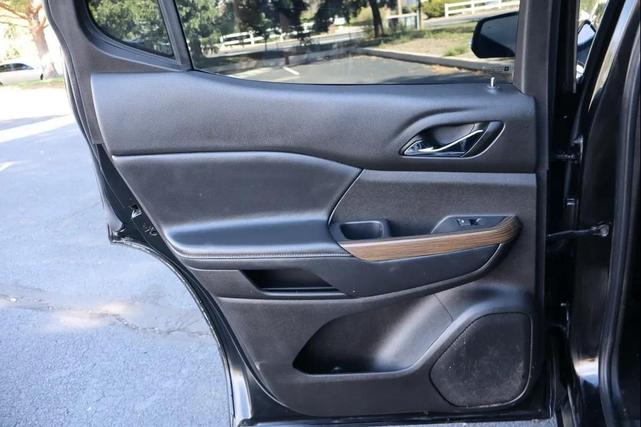 Photo of 2021 Ebony Twilight Metallic GMC Acadia
