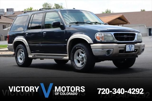 2000 Ford Explorer
