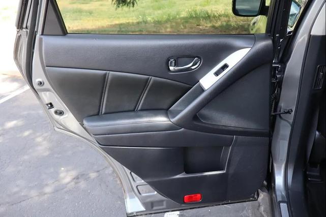 Photo of 2013 Gun Metallic Nissan Murano