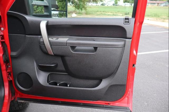 Photo of 2011 Victory Red Chevrolet Silverado 2500