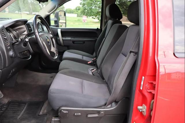 Photo of 2011 Victory Red Chevrolet Silverado 2500