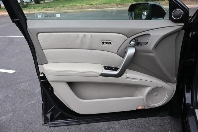 Photo of 2011 Crystal Black Pearl Acura RDX