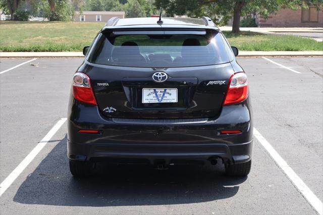 Photo of 2010 Black Sand Pearl Toyota Matrix