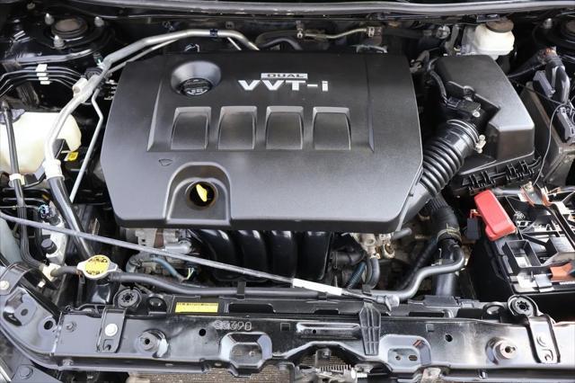 Photo of 2010 Black Sand Pearl Toyota Matrix
