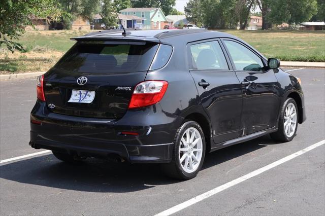 Photo of 2010 Black Sand Pearl Toyota Matrix