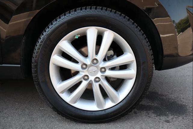Photo of 2010 Ash Black Hyundai TUCSON