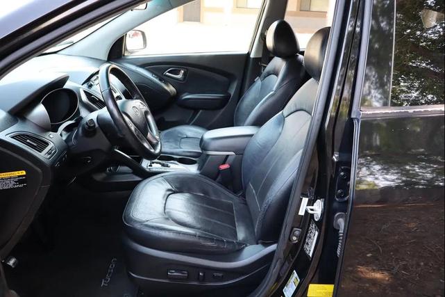 Photo of 2010 Ash Black Hyundai TUCSON