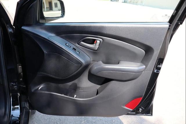 Photo of 2010 Ash Black Hyundai TUCSON