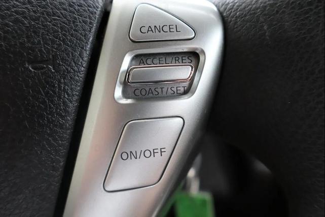 Photo of 2015 Silver Nissan Versa