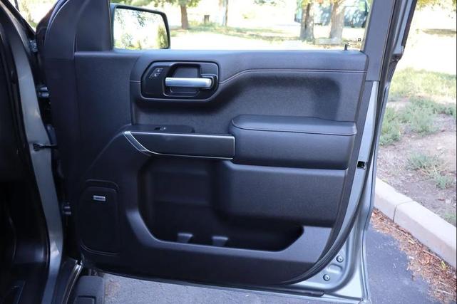 Photo of 2021 Gray GMC Sierra 1500