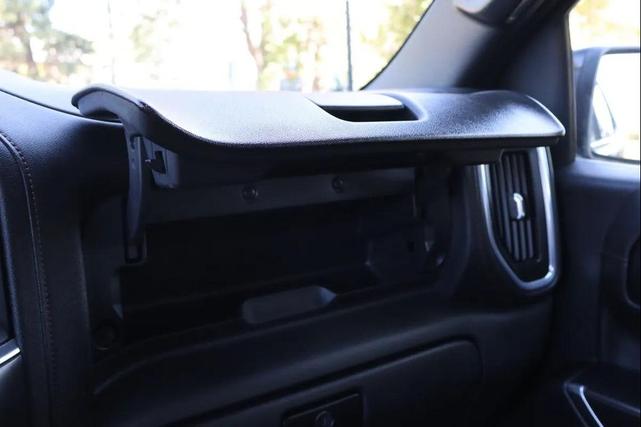 Photo of 2021 Gray GMC Sierra 1500